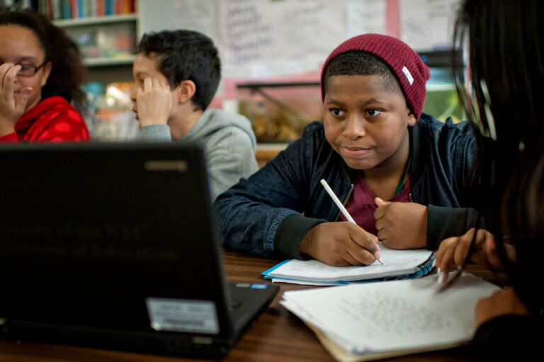 Teaching and assessing critical thinking