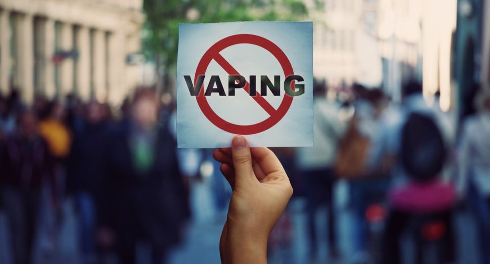 Four Helpful Tips to Stop Students From Vaping