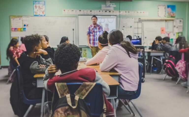 Using motivation sources to guide students