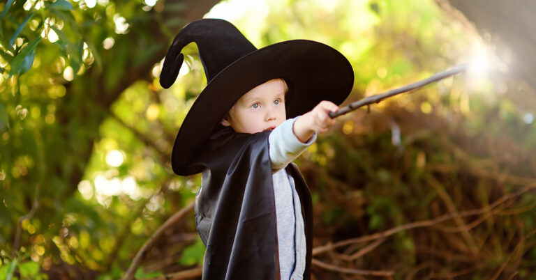 Teaching literature with wizards and magic